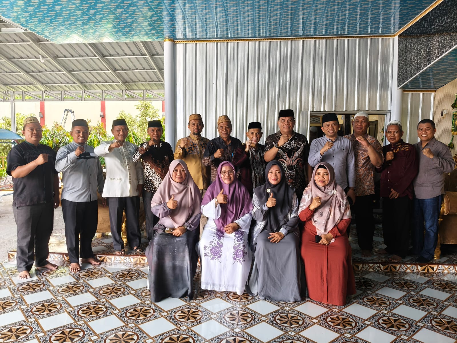 Ketua MUI Kabupaten Gorontalo Pimpin Silaturahmi Halal bi Halal dan Evaluasi Program di Pentadio Timur